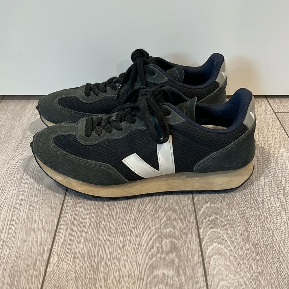 Veja Rio Branco size 8 women’s